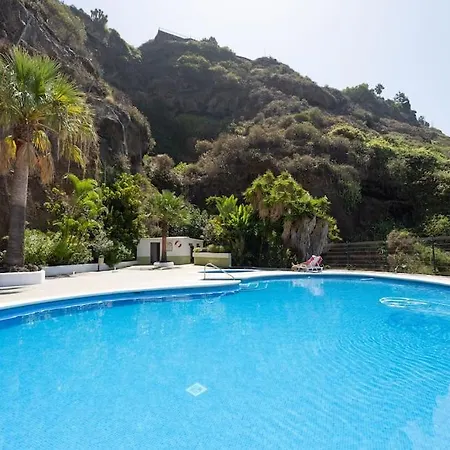 Toucan's Nest: Landing In Paradise Apartment La Matanza De Acentejo