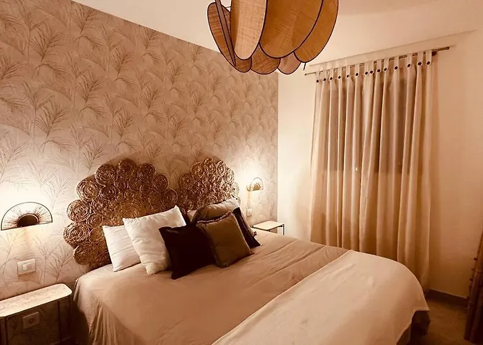 Toucan's Nest: Landing In Paradise شقة