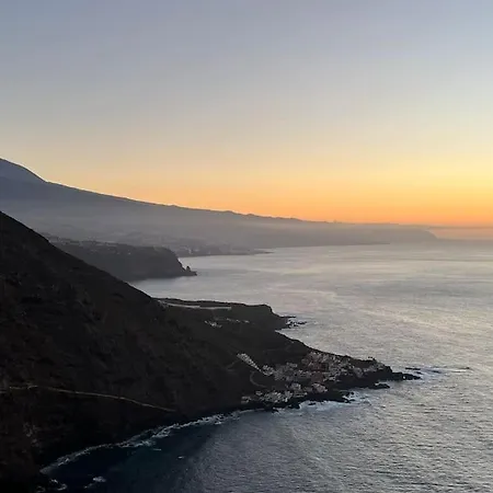 Toucan's Nest: Landing In Paradise * La Matanza De Acentejo