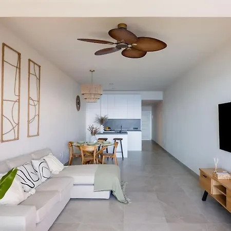 Toucan's Nest: Landing In Paradise Apartment La Matanza De Acentejo