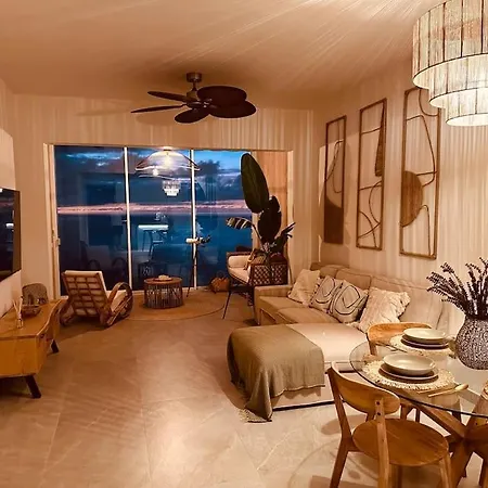 Toucan's Nest: Landing In Paradise Apartment
