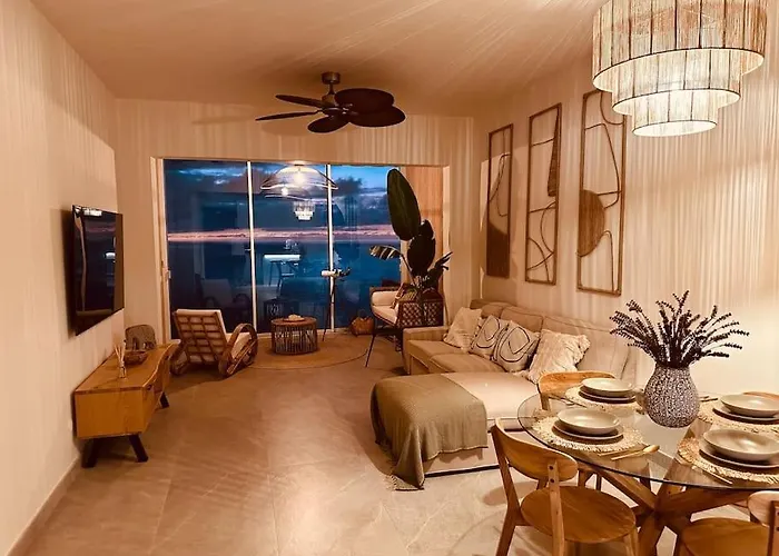 Toucan's Nest: Landing In Paradise Apartment